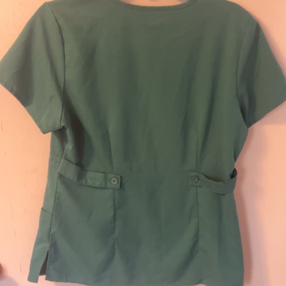 Greys anatomy by barco scrub top size medium Kelly green - Picture 3 of 3